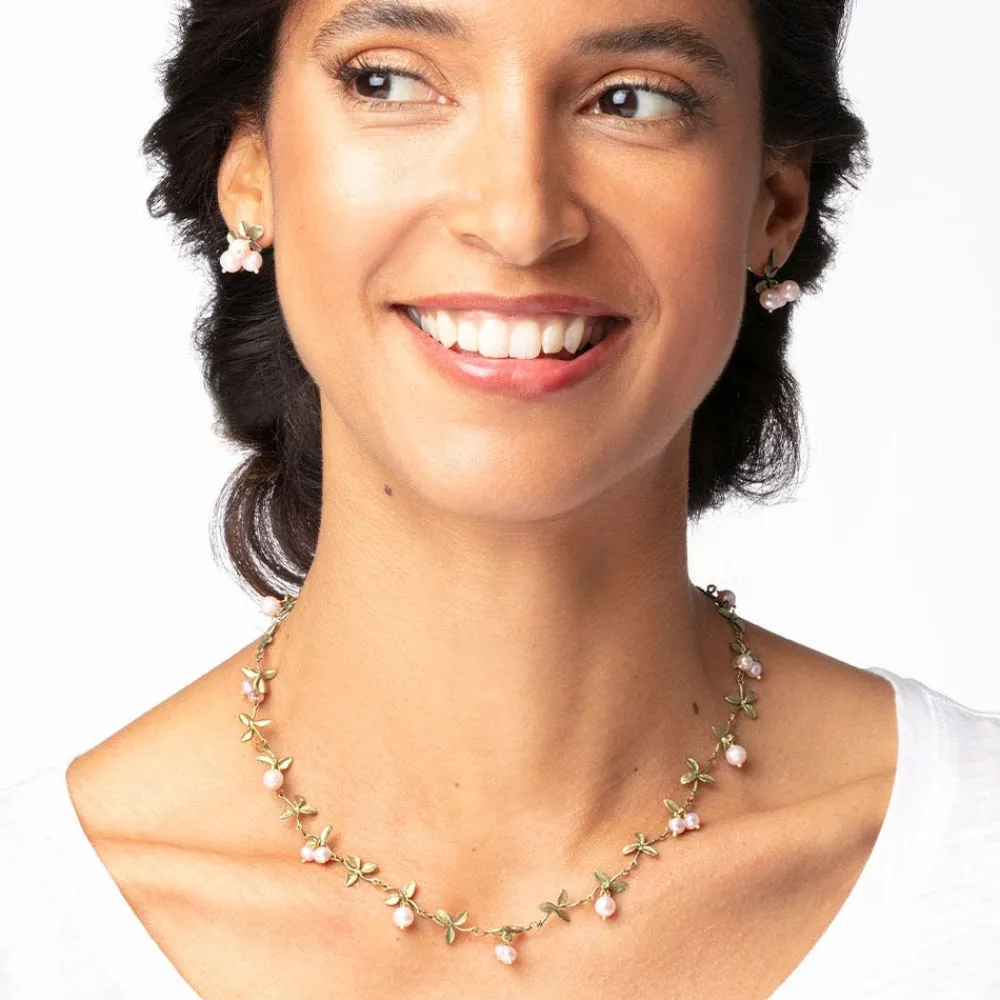 Outlet The Met Store Blushing Berries Necklace and Earrings Set