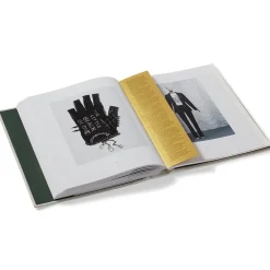 Outlet The Met Store Karl Lagerfeld: A Line of Beauty